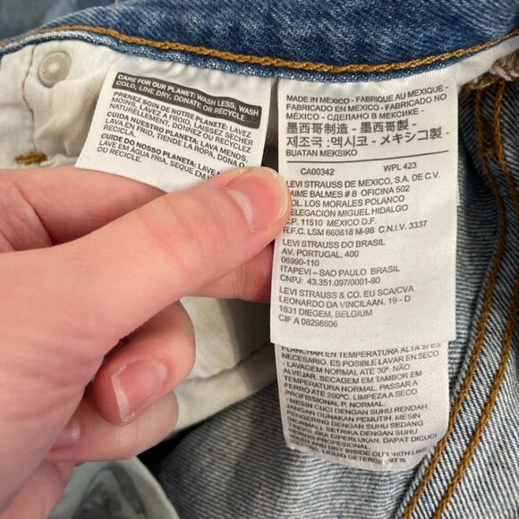 LEVI'S LEVIS 501 CT Jeans Customized Tapered Ripped Button Fly Cropped W26 L32 - Picture 8 of 16